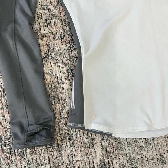 Athleta Women’s Quarter Zip Pullover Top Size Medium Gray White - Picture 5 of 13